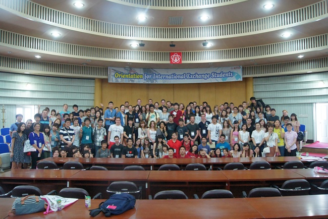 Orientation for Fall 2011 Exchange students 관련 이미지입니다