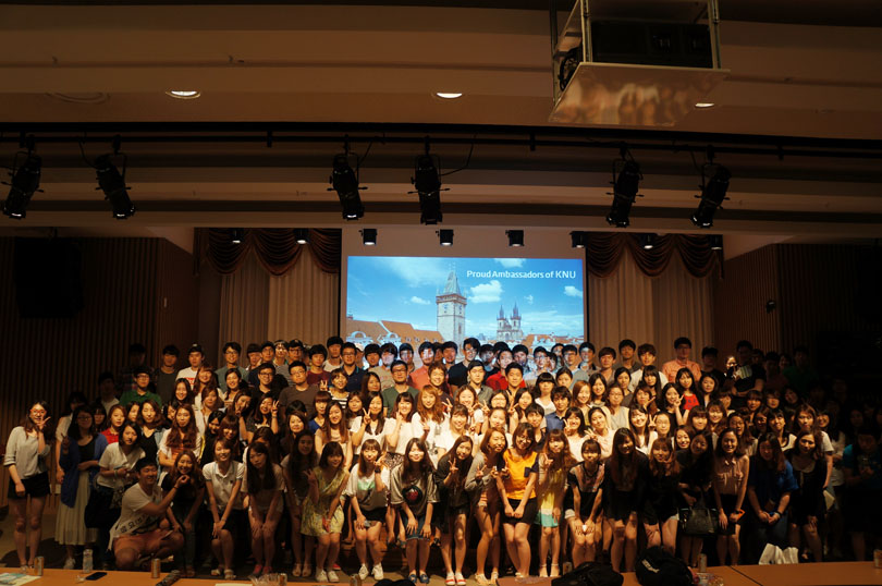 Orientation for 2013.2 Exchange students, double degree students 관련 이미지입니다