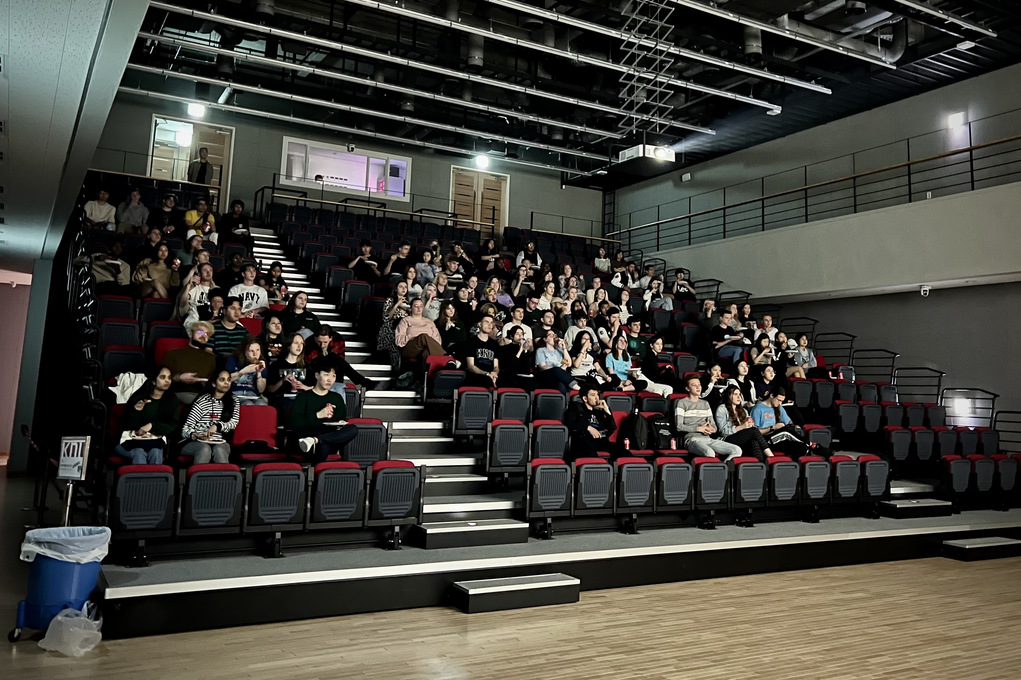 2023 spring Movie night for KNU International exchange and double degree students 관련 이미지입니다
