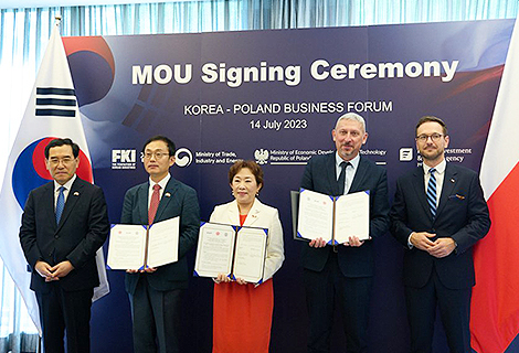 KNU College of IT Engineering, Korea Institute for Advancement of Technology, and Warsaw University of Technology Sign MOU 관련이미지